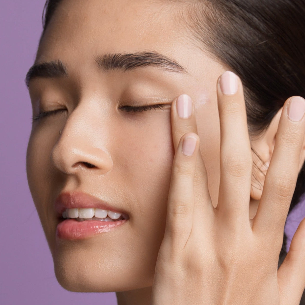 Ageless Revitalizing Eye Cream Daily Eye Cream for Moisture Support