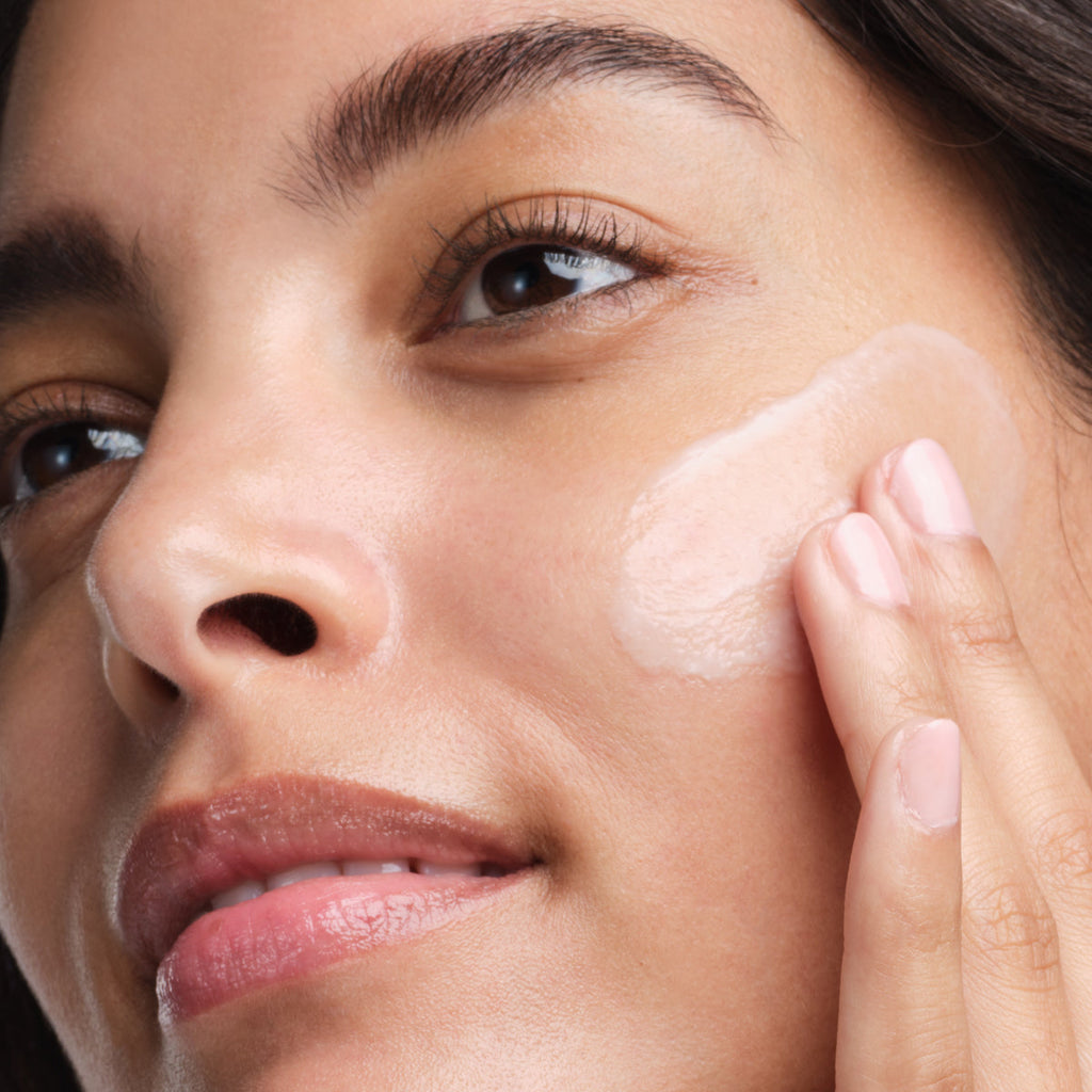 The Dewy Serum Daily Face Serum for A Range of Skin Types