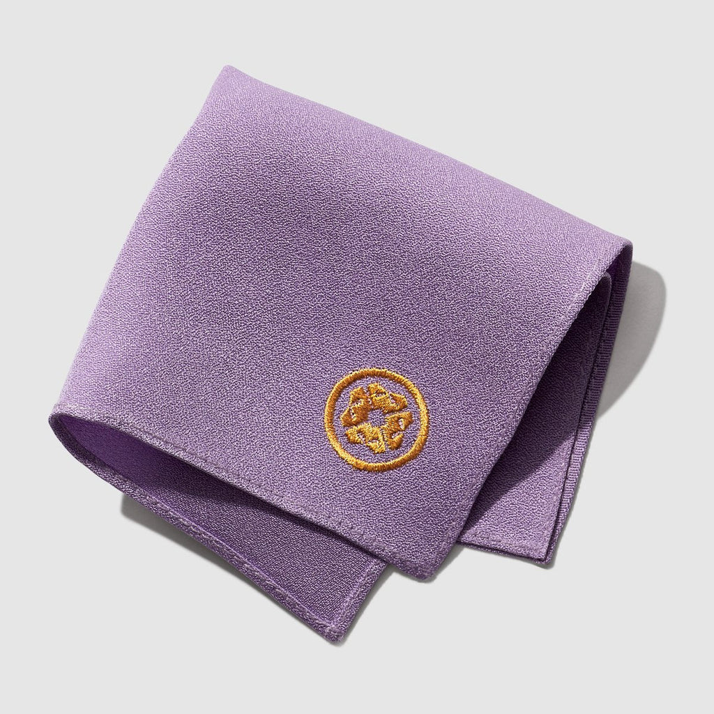 Kinu Pure Silk Polishing Face Cloth Daily Facial Polish for A Range of Skin Types