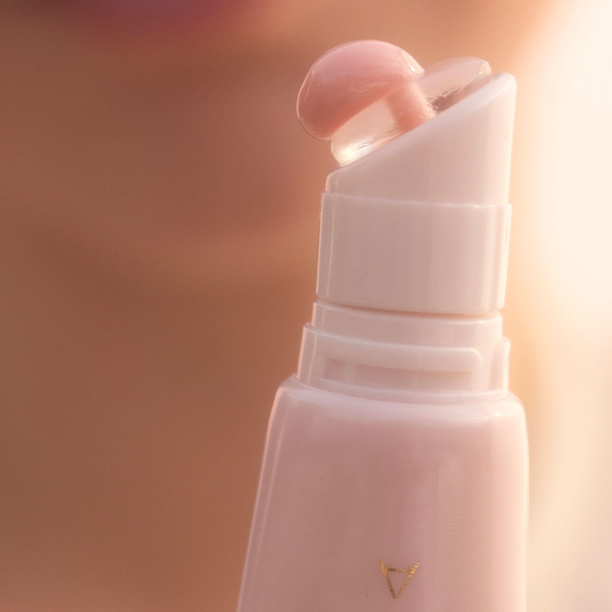 The Kissu Lip Treatment Daily Lip Care for Moisture Support