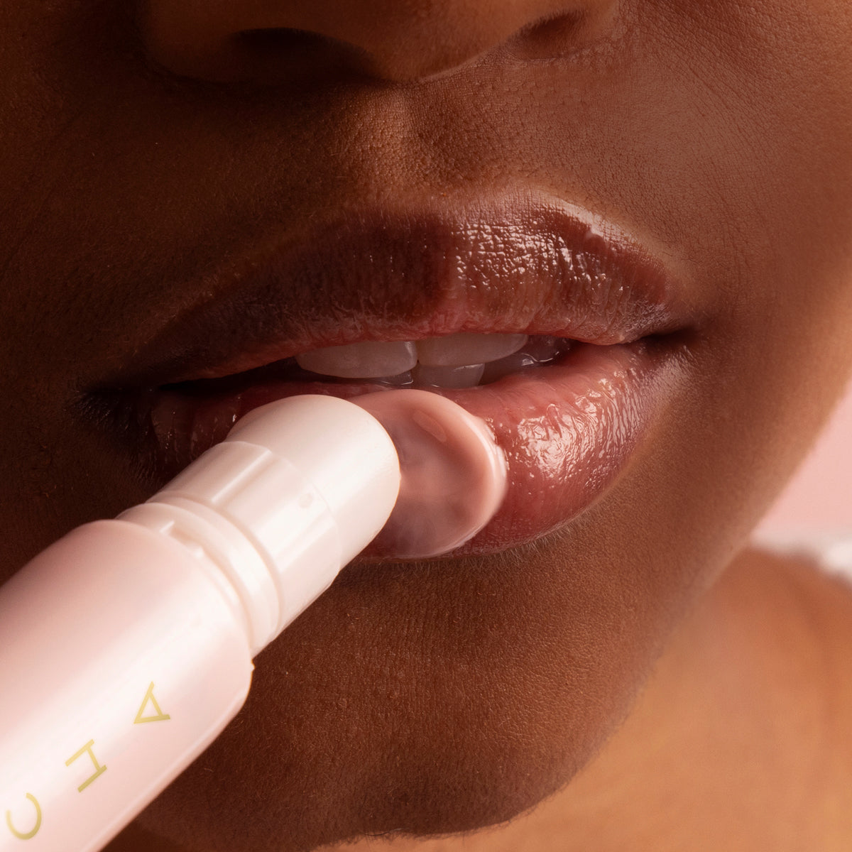 The Kissu Lip Treatment Daily Lip Care for Moisture Support