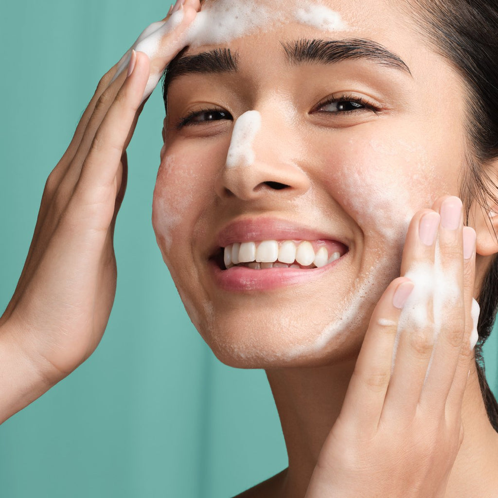 The Matcha Cleanse Daily Facial Cleanser for A Range of Skin Types