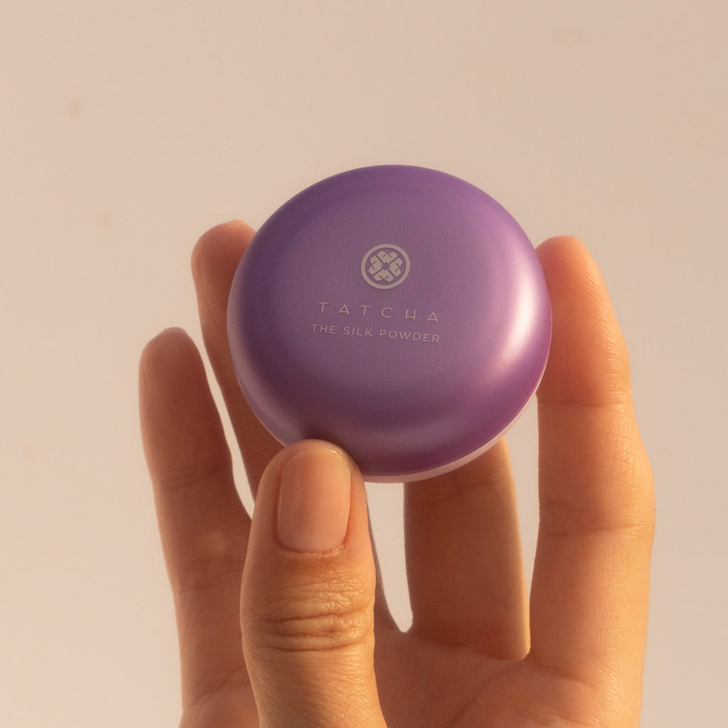 The Silk Powder Daily Face Powder for Even Looking Tone
